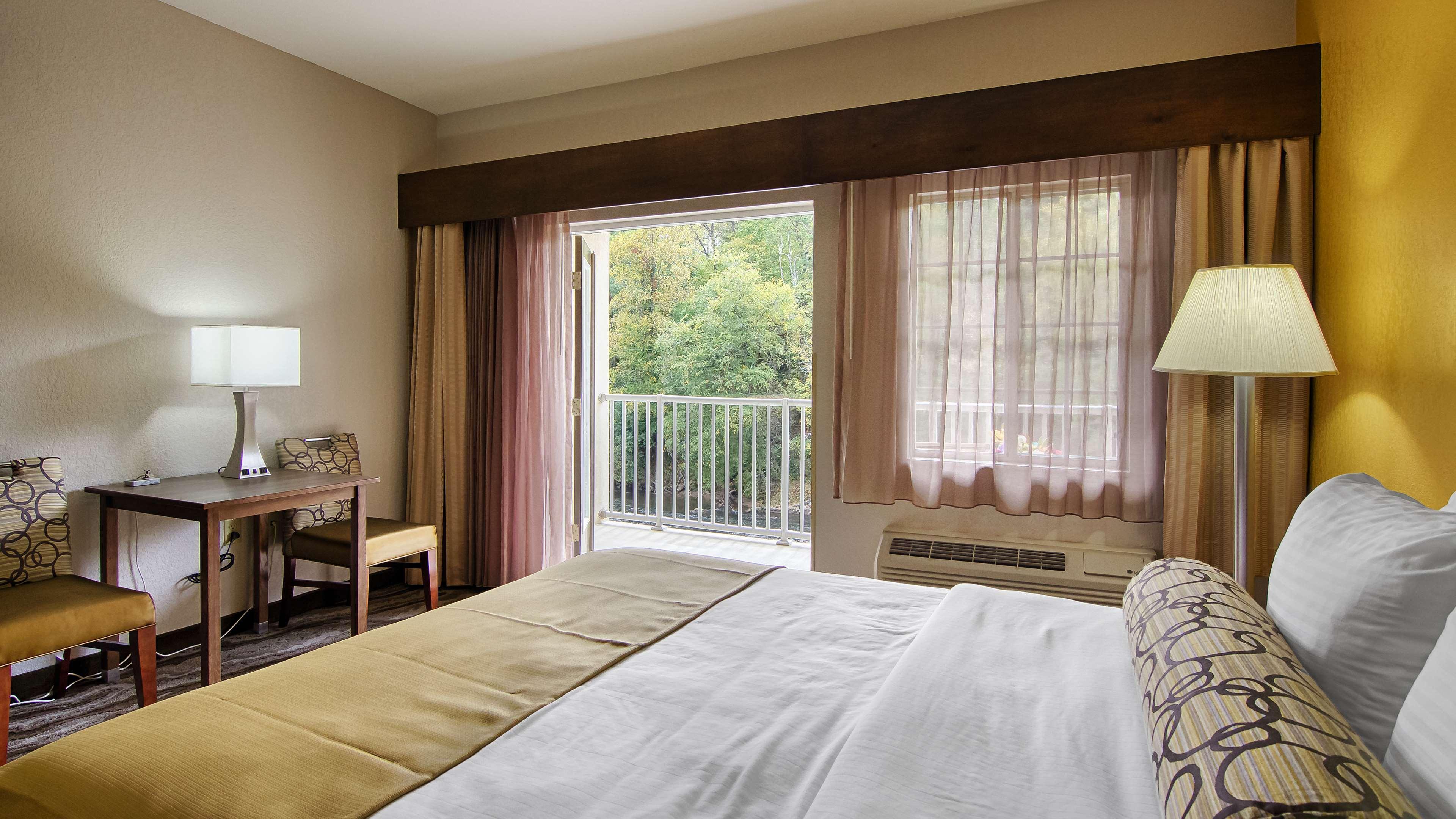 Best Western Plus River Escape Sylva / Dillsboro Kültér fotó